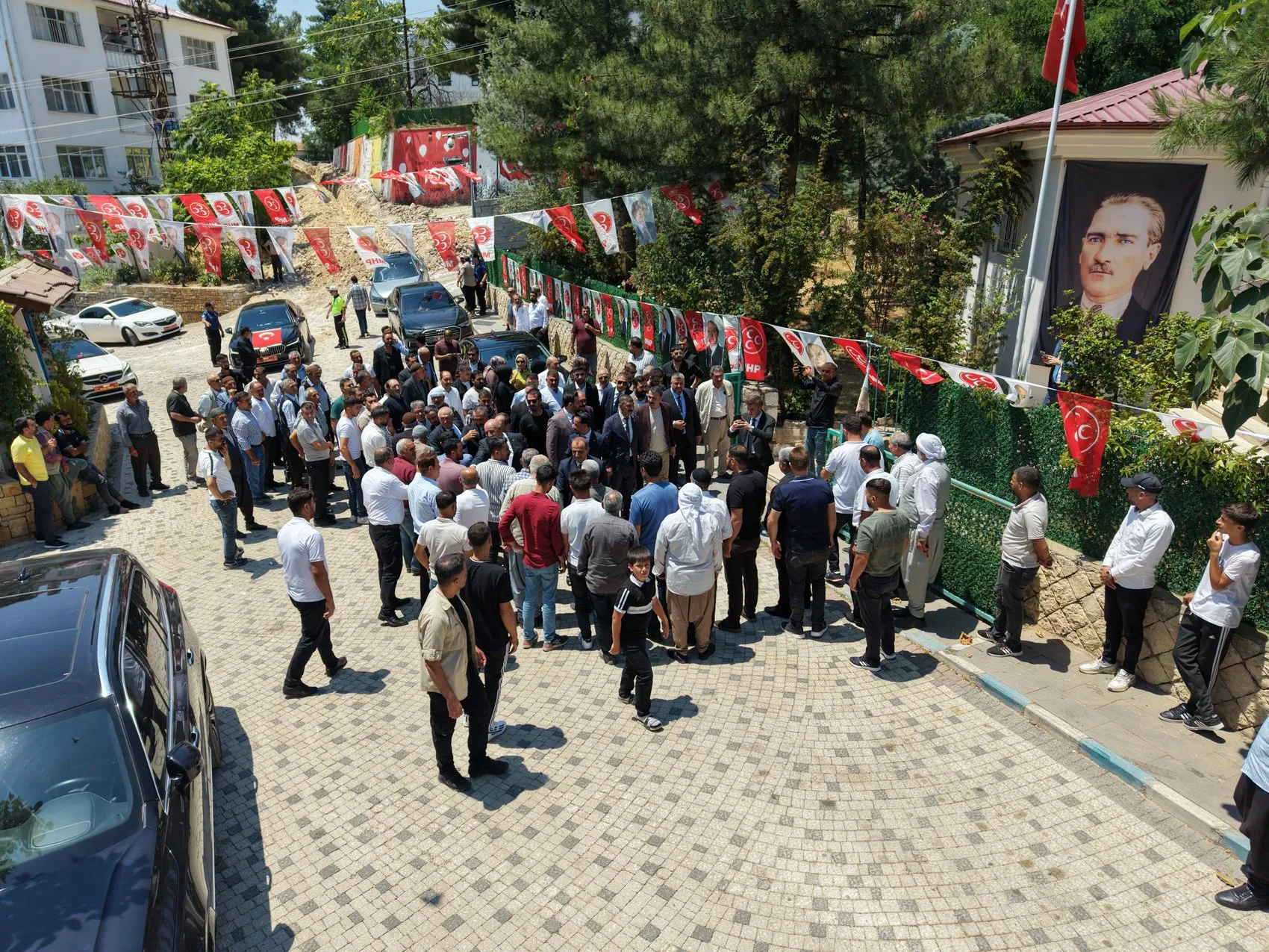 MHP'li Musa Küçük Diyarbakır'da birlik mesajları verdi