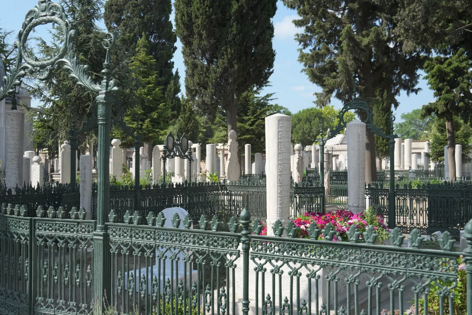 Bakan Ersoy Fatih Sultan Mehmet ve tarihe yön veren isimleri andı