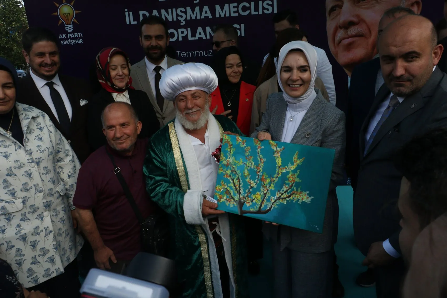 Bakan Göktaş Eskişehir'de AK Parti'nin vizyonunu anlattı