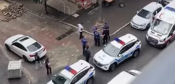 Avcılar'da sokak kavgası Kasaptan bıçak isteyip ortalığı birbirine kattı