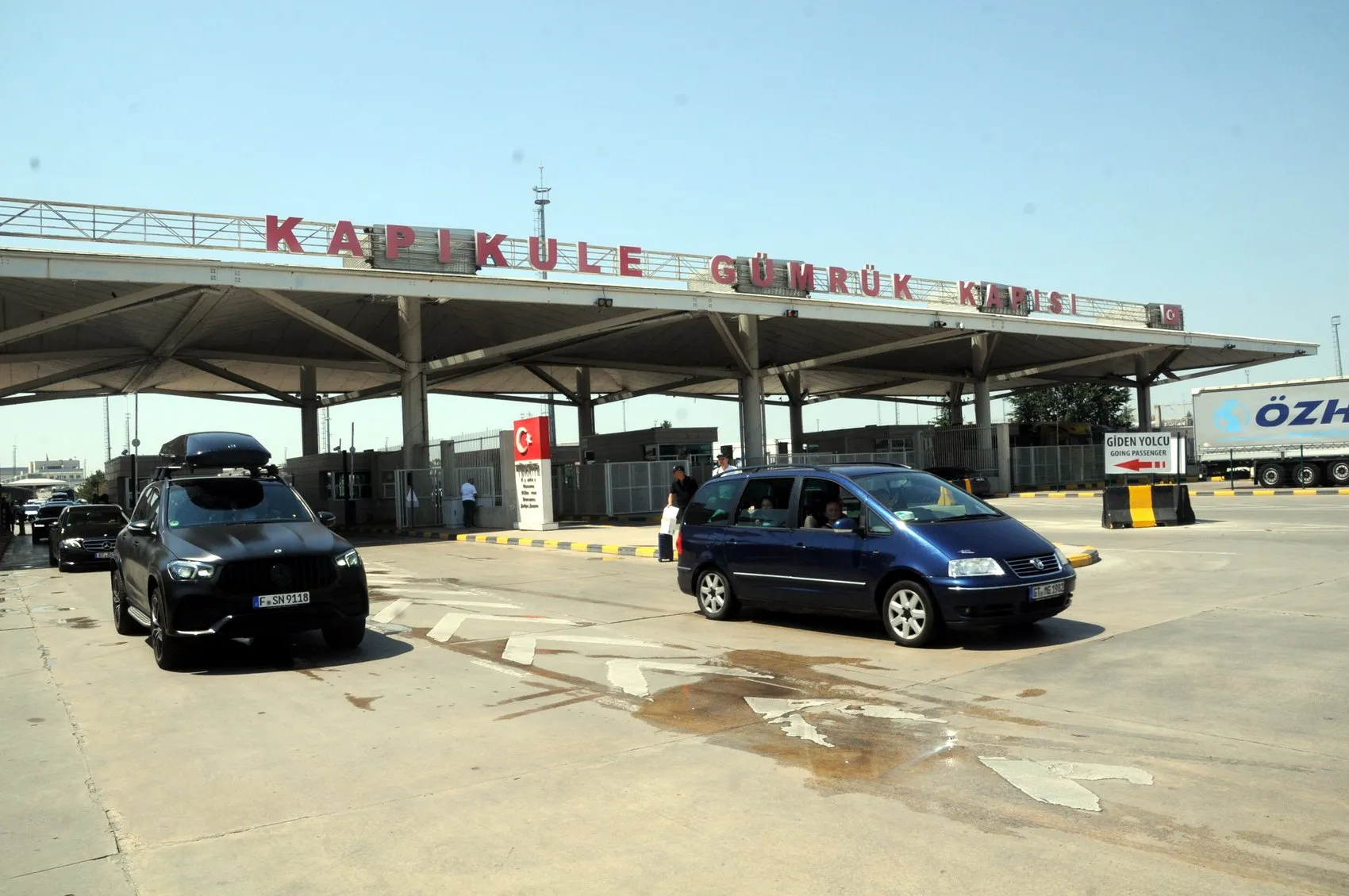 Kapıkule'de gurbetçi yoğunluğu Bekleme süreleri kısaldı