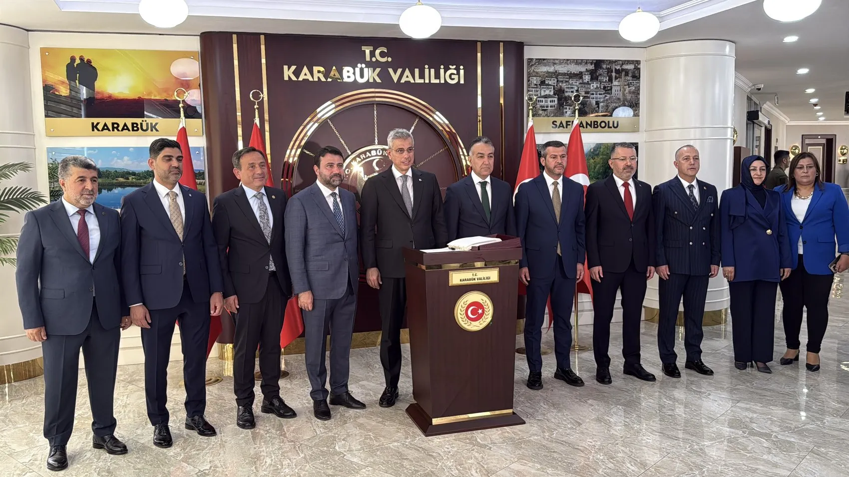 Bakan Memişoğlu Türkiye'nin küresel gücünü sağlık sektörü üzerinden anlattı