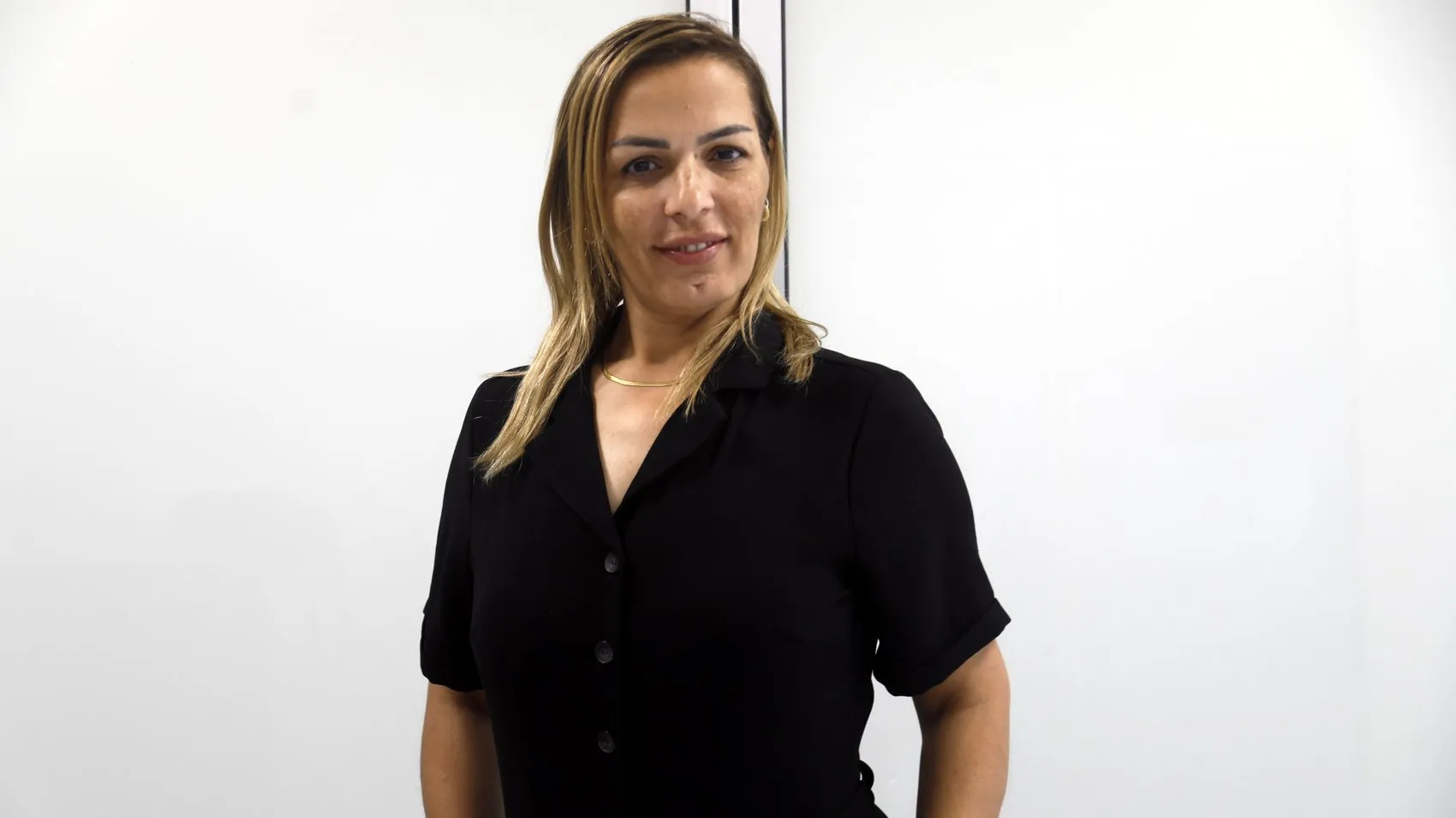 Kornea nakli bekleyen hastaya 10 saniyelik lazer mucizesi