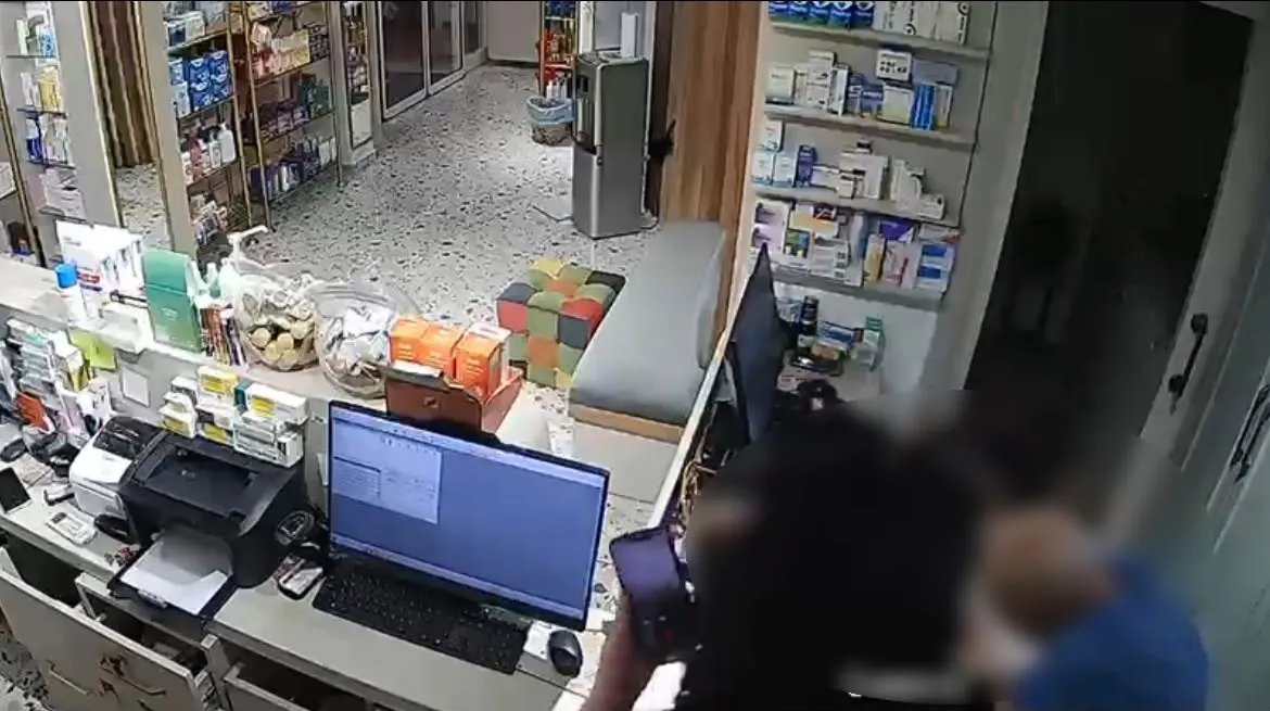 Mersin'de eczaneyi yağmalayan kadın tutuklandı