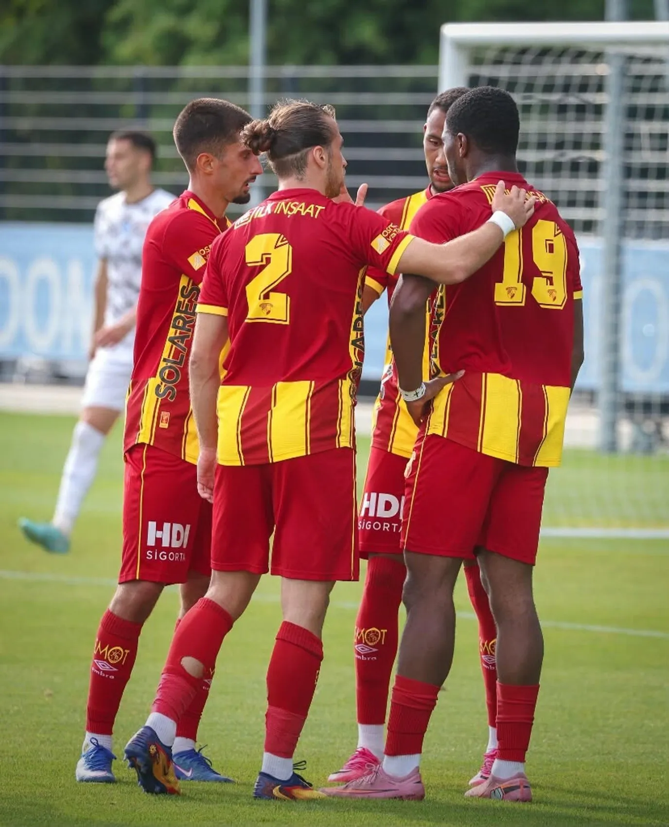 Göztepe Slovenya kampını tamamladı