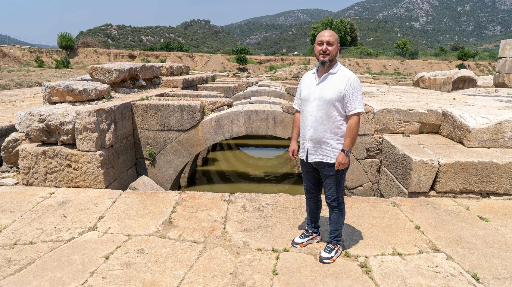 İzmir'deki antik kehanet merkezi Klaros için destek sürüyor