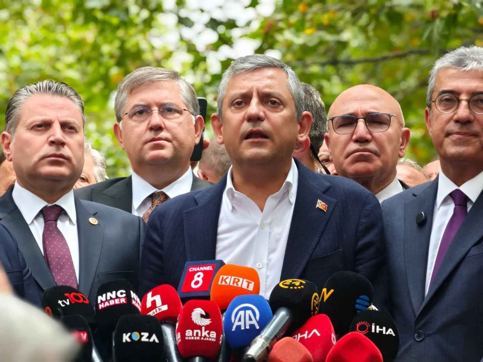 Özgür Özel yeni partisini kurdu ve ana muhalefet hedefini açıkladı