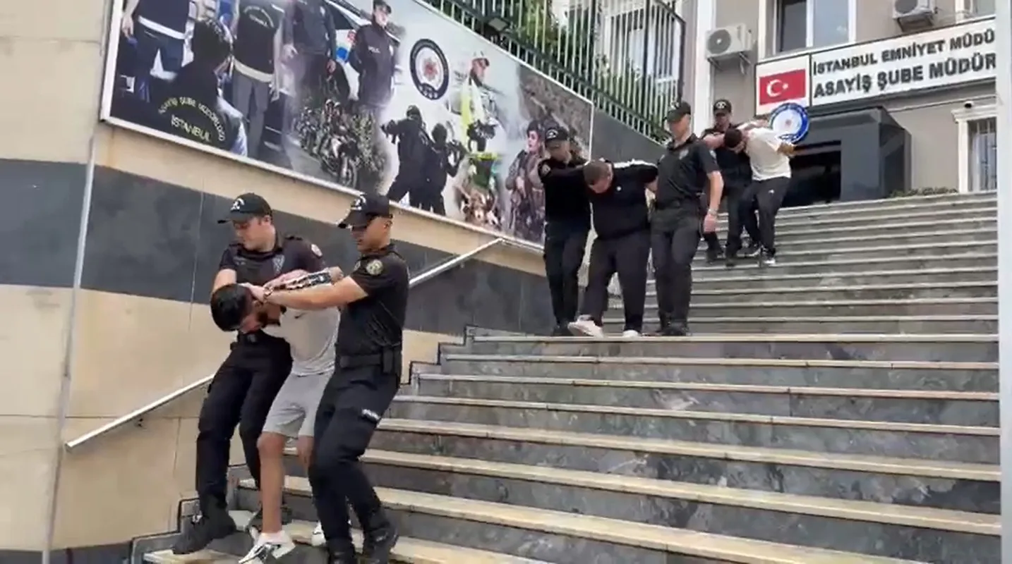Rapçi Blok3'e yönelik suikast planı Bodrum'da polis baskınıyla bozuldu