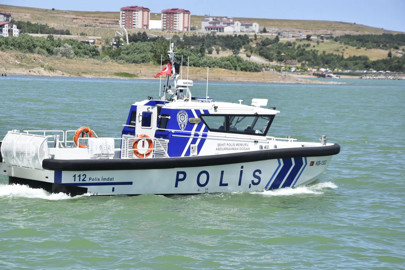 Van Gölü’nde balıkların zorlu yolculuğu için mesai başladı