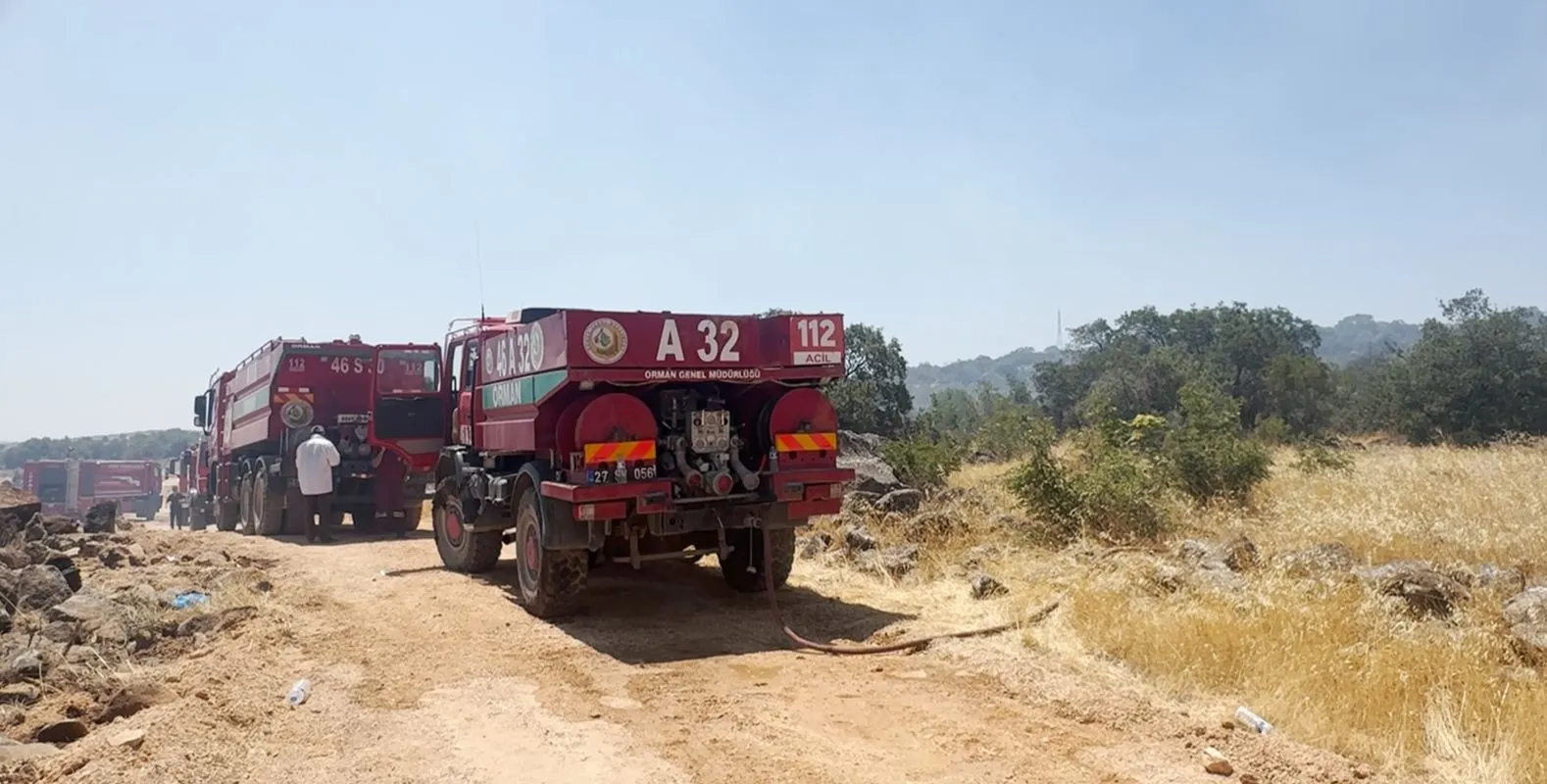 Gaziantep Şehitkamil'de ormanlık alandan dumanlar yükseliyor