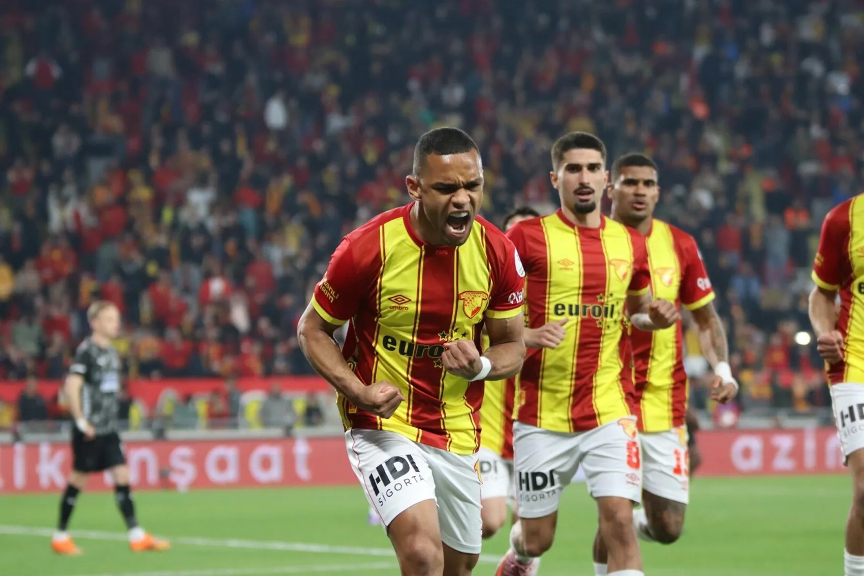Göztepe'nin yıldızları transfer döneminde riske atılmıyor