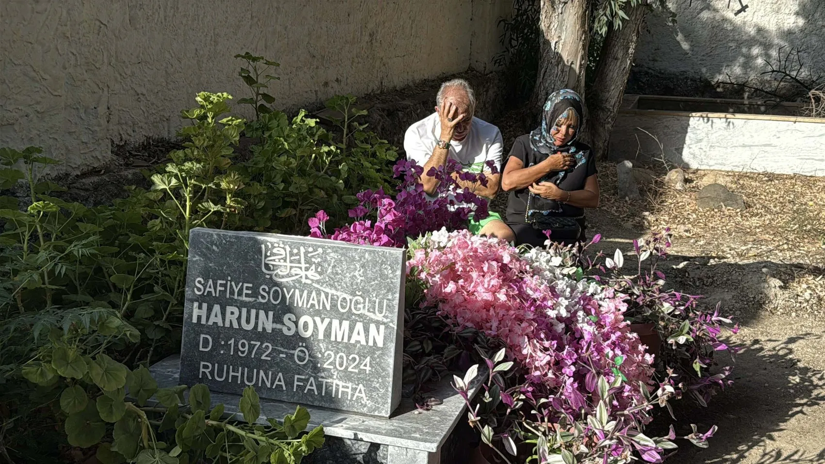 Safiye Soyman oğlu Harun için gözyaşı döktü