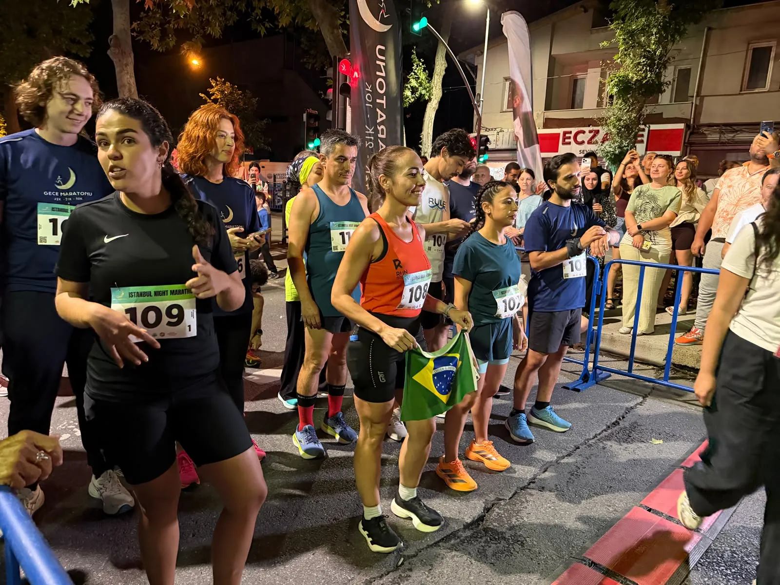 İstanbul’da bir ilk Sarıyer gece maratonuna ev sahipliği yaptı