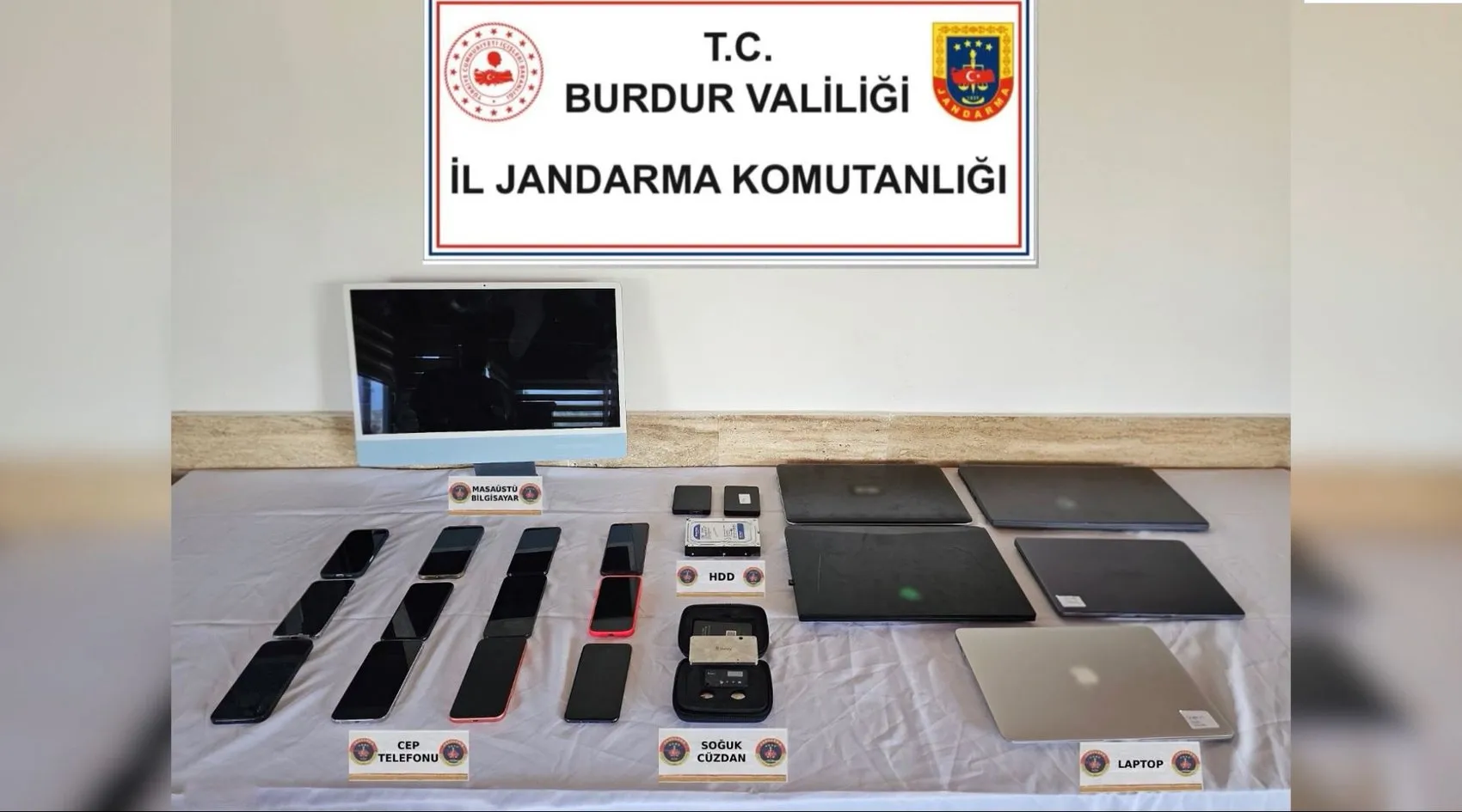 Siber çetelere 28 ilde dev operasyon 12 milyar liralık vurgun