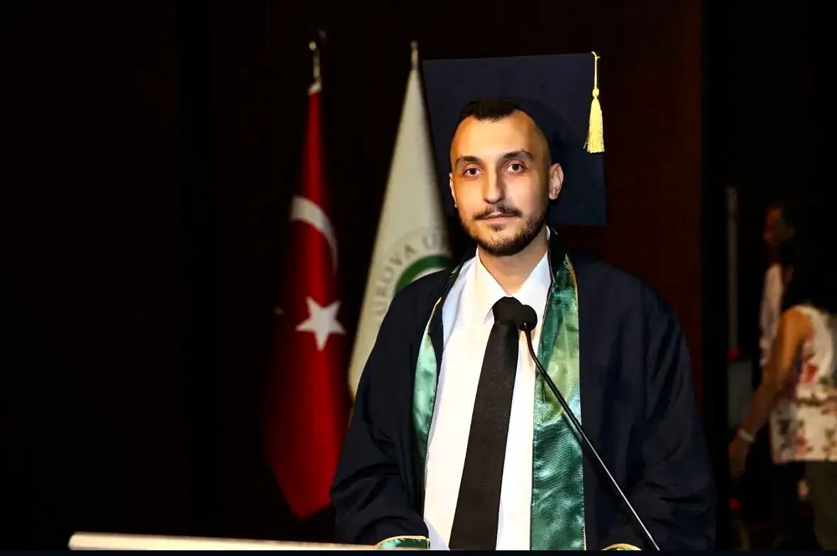 Kaza sonrası pes etmedi fakülte birincisi oldu