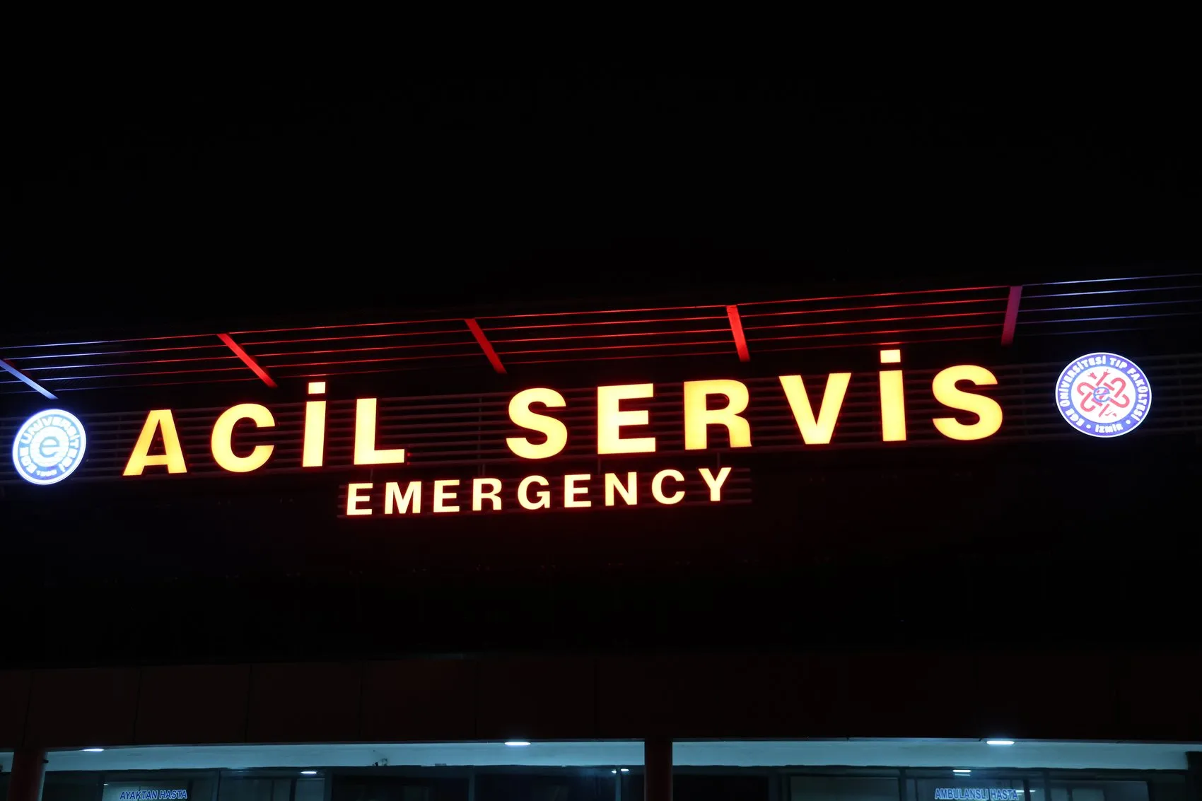 İzmir'de gece yarısı motosiklet kazası 1 ölü