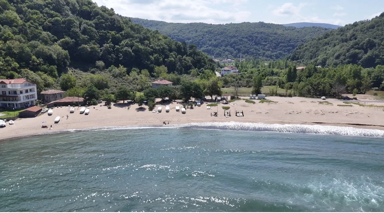 Amasra'nın saklı cenneti Göçkündemirci Plajı havadan böyle görüntülendi