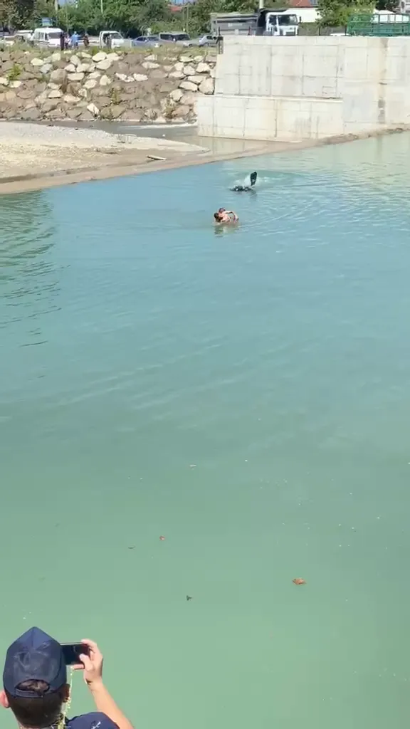 Düzce'de serinlemek isteyen çocuğun kalbi suyun içinde durdu