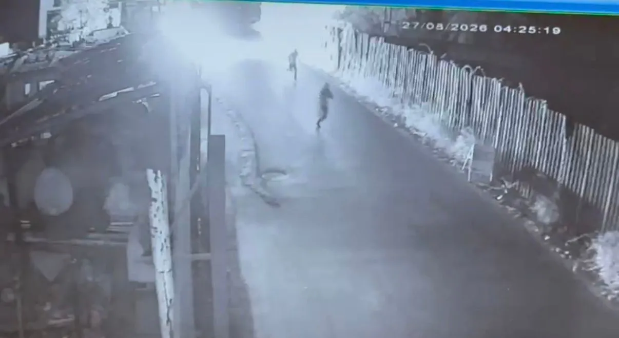 Galeriye kundak, sahibine 10 milyon liralık tehdit mesajı