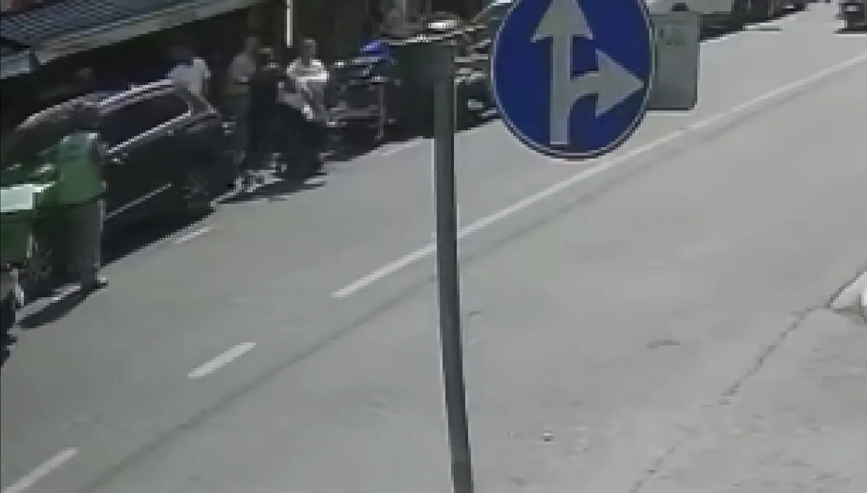 Şişli'de park yeri gerilimi: Motosikletini yerinde bulamayınca yumruk attı, bıçakla karşılık aldı