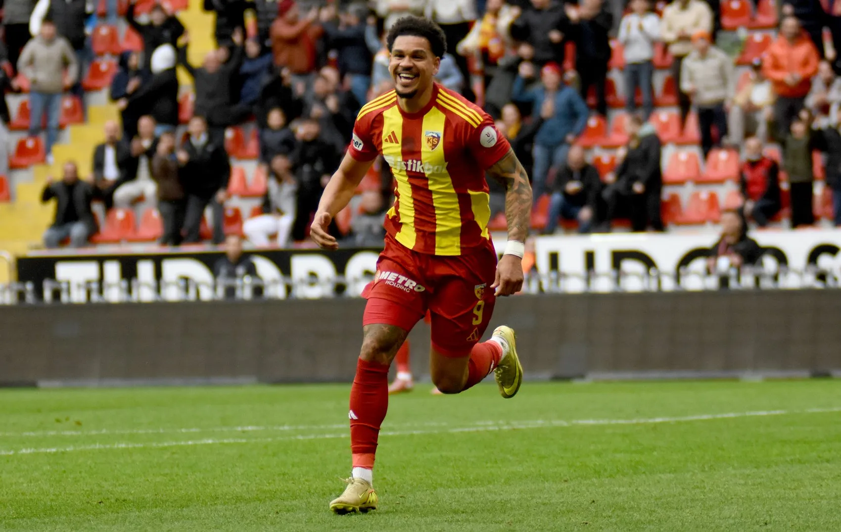Kayserispor German Onugkha ile yollarını ayırdı