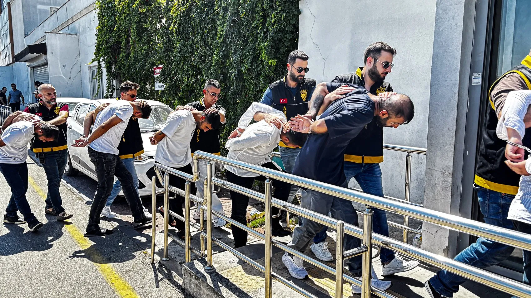 Adana'da Reyhan Acar cinayetinde 13 kişi tutuklandı