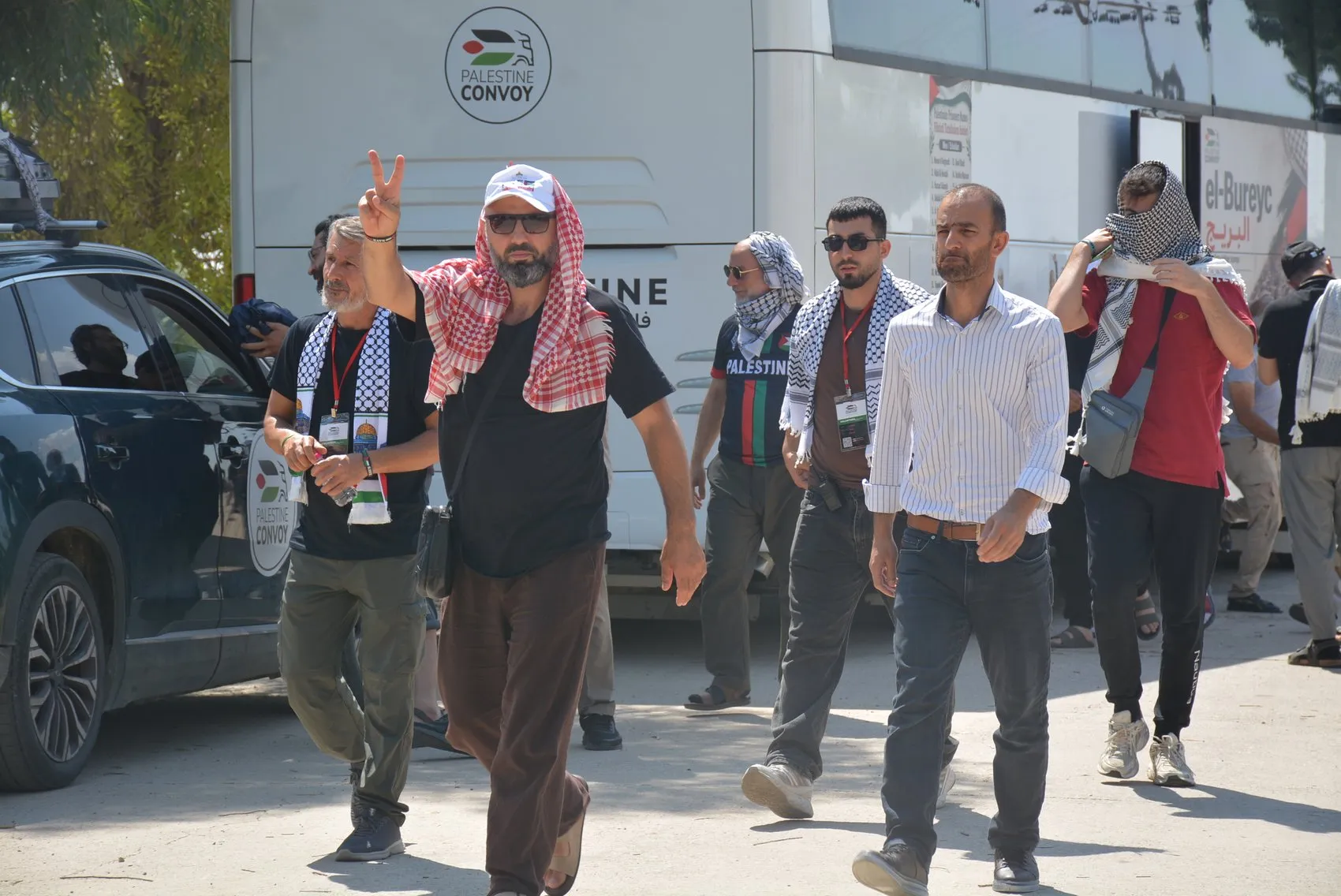 Avrupa’dan yola çıkan Filistin konvoyu Habur’u geçerek Irak’a girdi