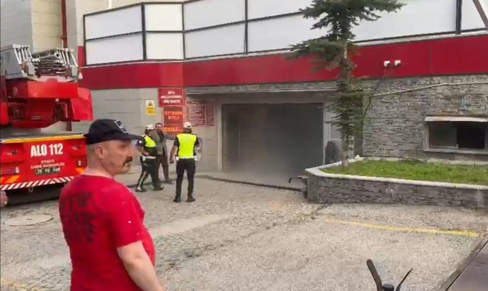 Erzurum Adliyesinde arşiv bölümünde yangın paniği yaşandı