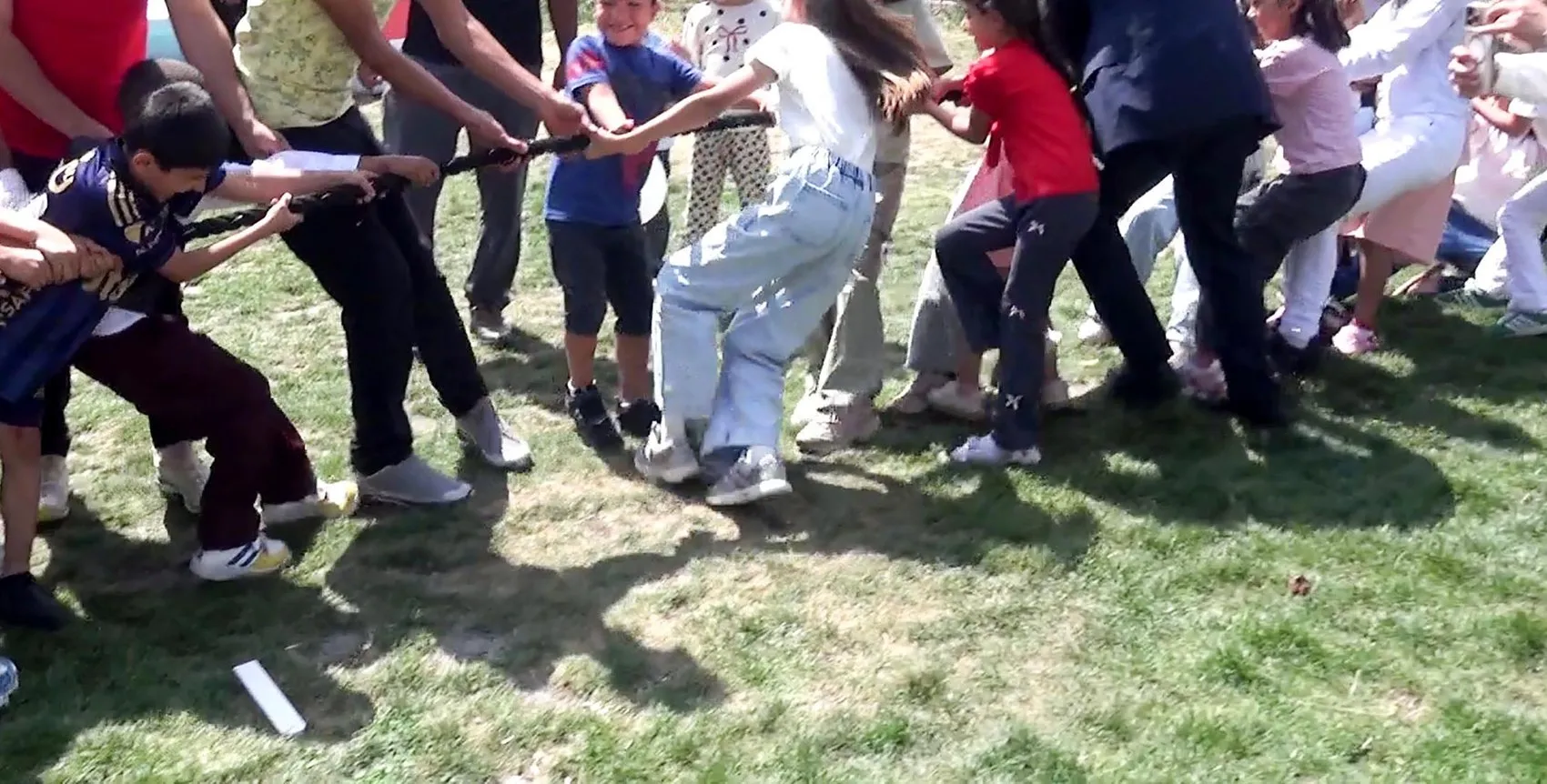Erzurum'da koruyucu aileler çocuklarla doyasıya eğlendi