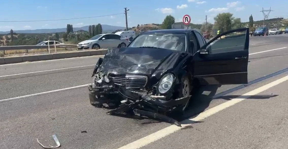Kütahya Tavşanlı kara yolunda feci kaza