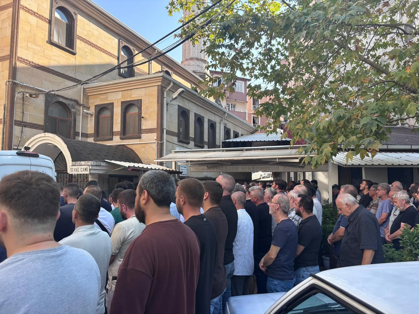 İznik Gölü kıyısındaki trajik kaza sonrası Emre Çapkın defnedildi