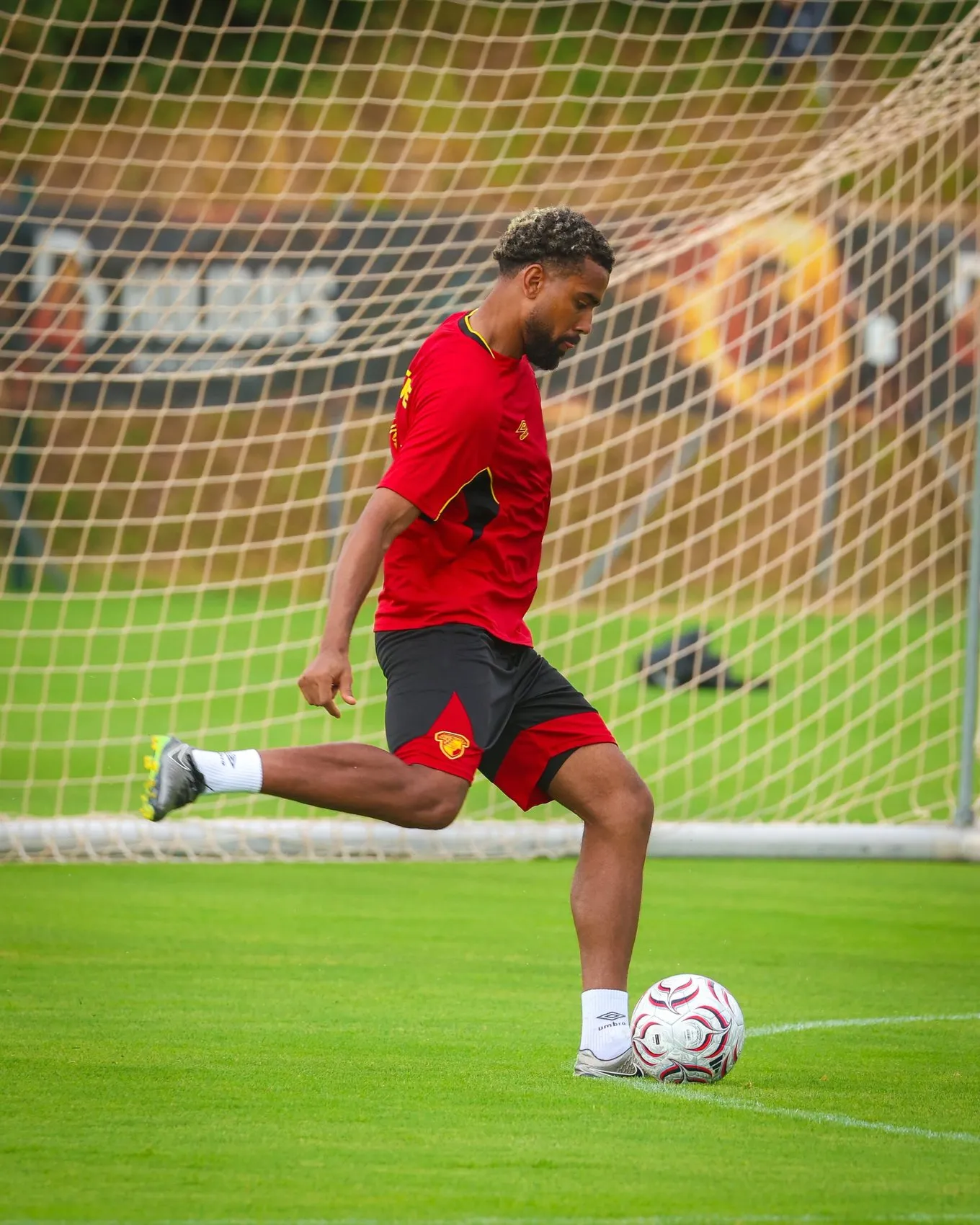 Göztepe yeni sezona sağlam savunmayla giriyor