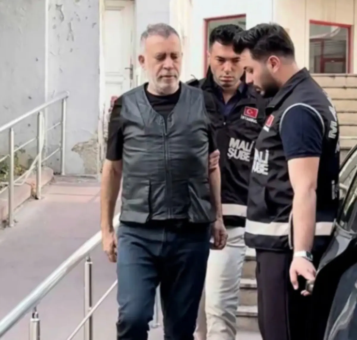 Haluk Levent in gizli evliliğinde yeni perde: Eşi Nurdan Eriş kararını verdi 2