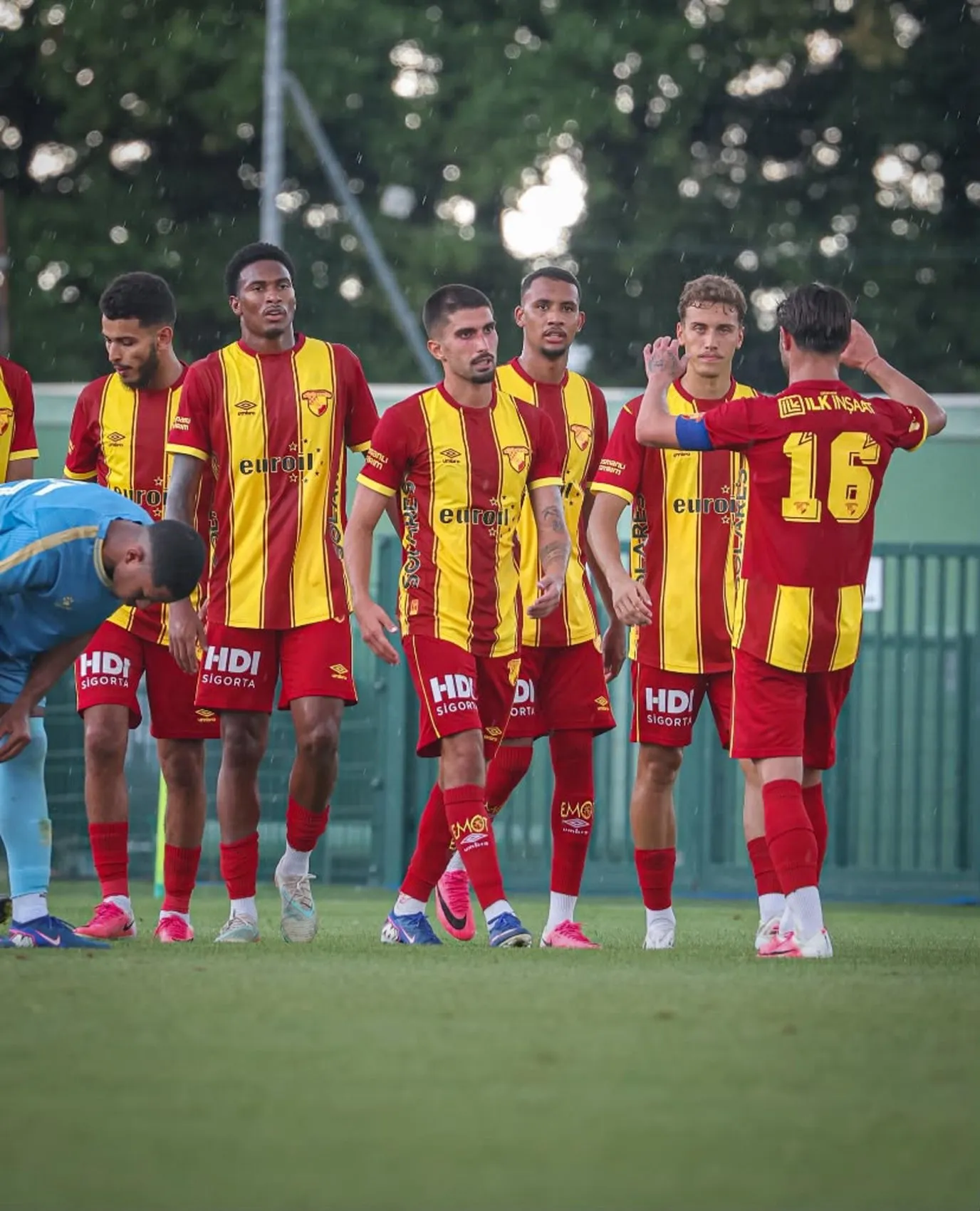 Göztepe Samsun deplasmanında Avrupa rotasını çiziyor