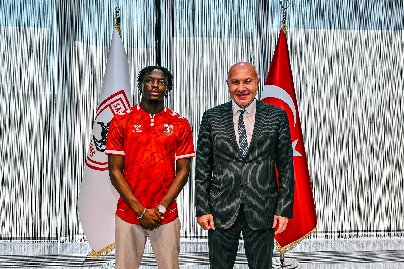 Samsunspor orta sahayı Fransız genç yetenekle güçlendirdi