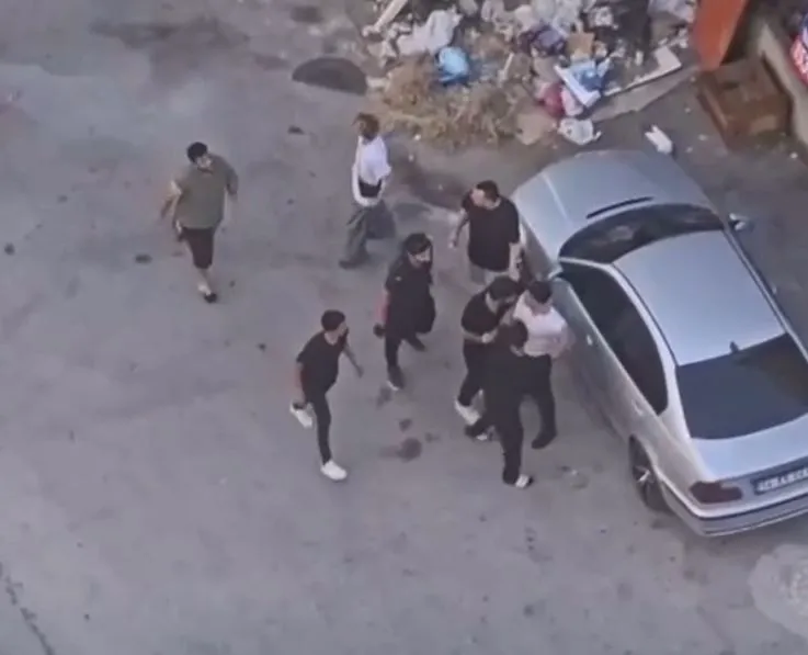 Adana'da taziye evinde silahlı kavga paniği