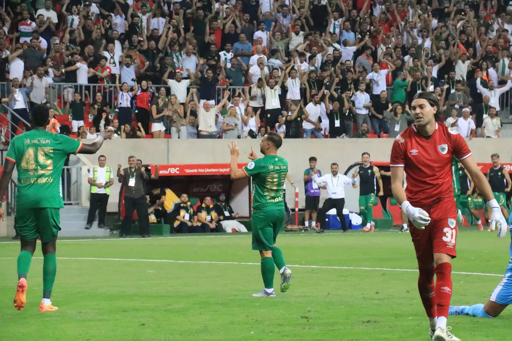 Amedspor Süper Lig açılışını üç golle kutladı