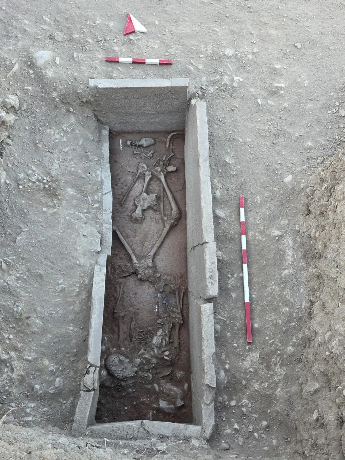 Aspendos'ta antik döneme ait bir güreşçinin mezarı bulundu