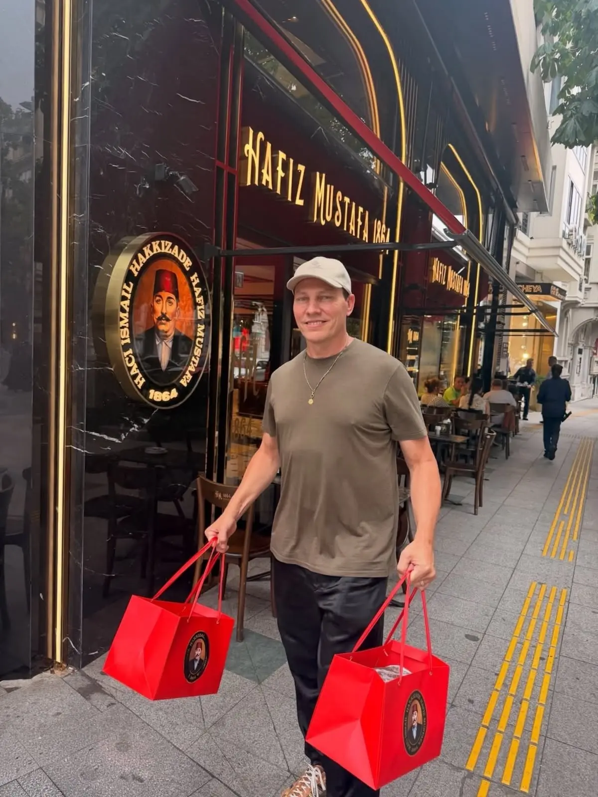 Dünyaca ünlü DJ Tıesto’dan İstanbul çıkarması 1