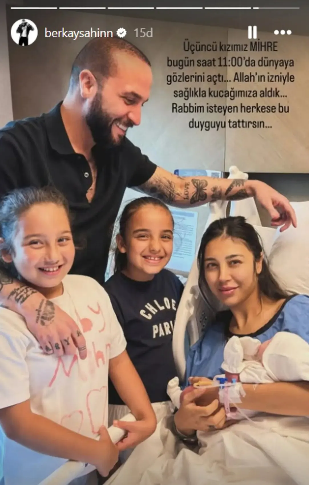Berkay Şahin üçüncü kızını kucağına aldı! Adını Mihre koydu 1