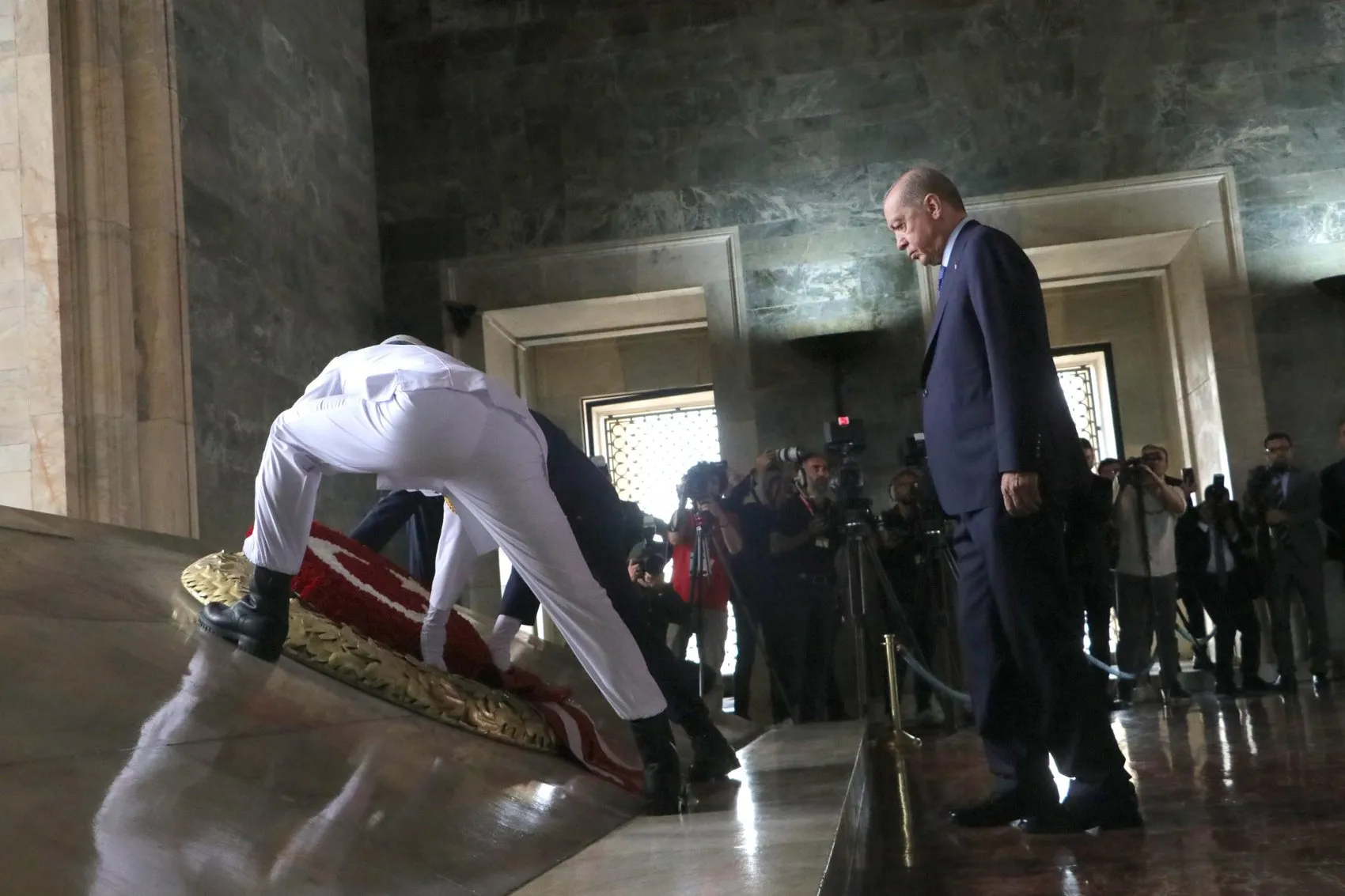 Anıtkabir'de tarihi gün: Devletin zirvesi Büyük Zafer'in 104. yıl dönümünde bir araya geldi