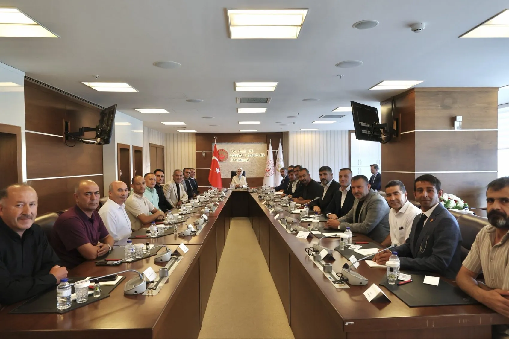 Terörle mücadelede yaralananlar için gazilik hakları resmileşti
