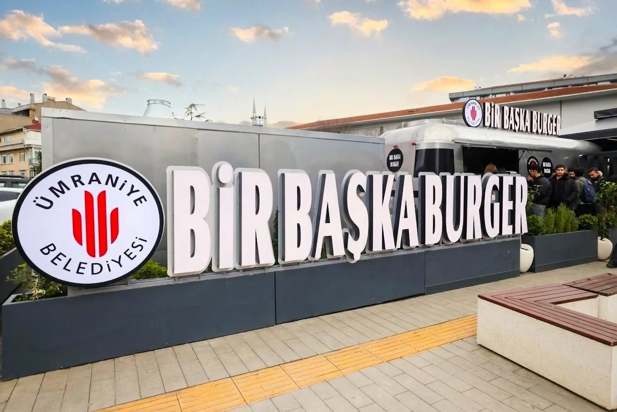 Ümraniye’de gençler için eğitimden spora dev hizmet atağı