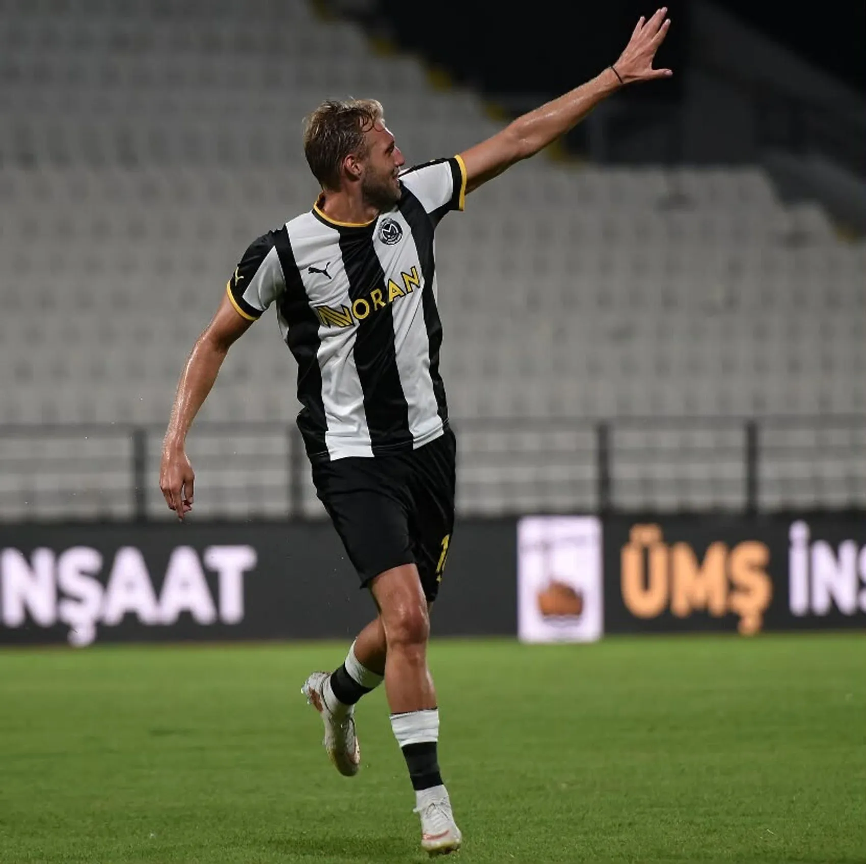 Manisa FK ligde kayıpsız ilerliyor