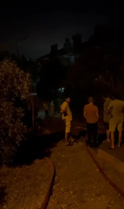 Adana'da boşanmak isteyen eşini reddeden mimar evi ateşe verdi
