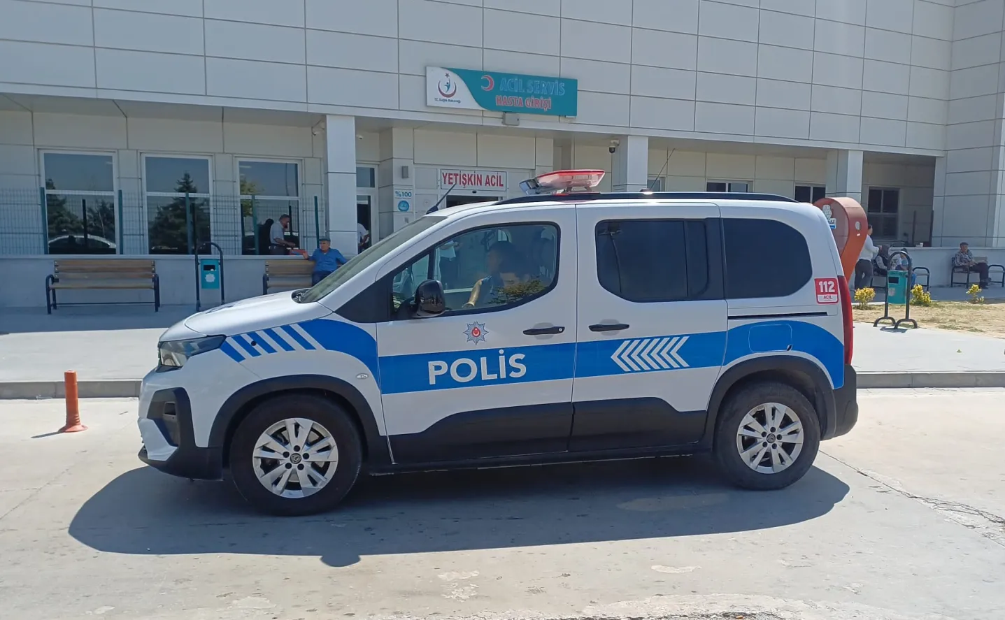 Balkonda oynayan 2 yaşındaki Fatma, üçüncü kattan düştü