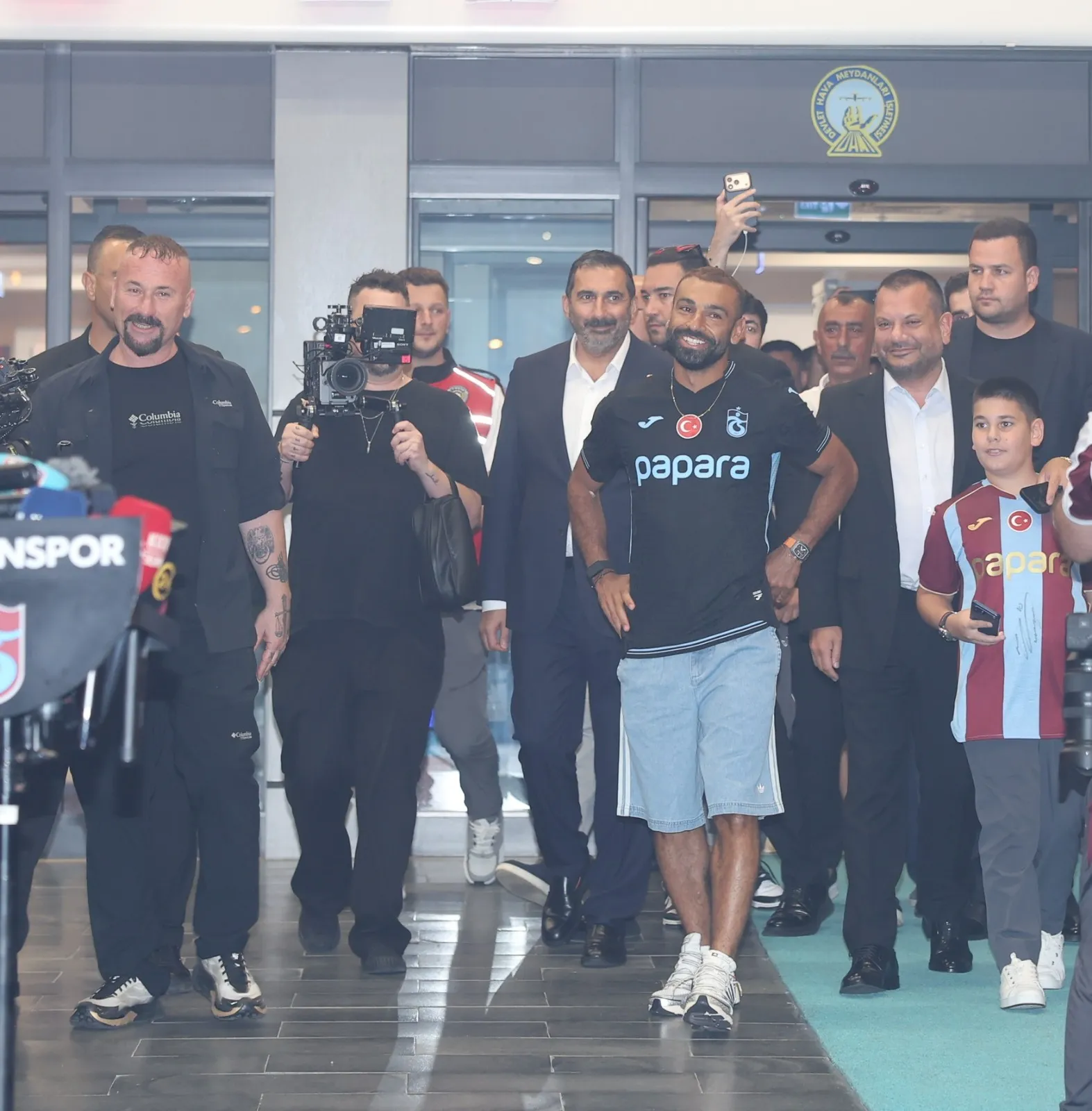 Trabzonspor'un Salah hamlesi yerel basını ayağa kaldırdı