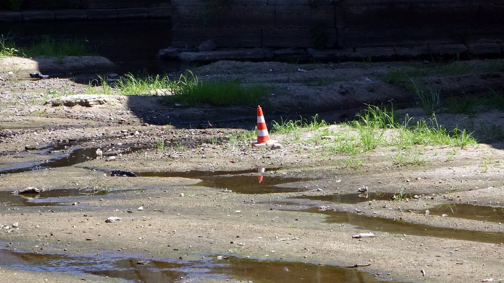 Tunca Nehri kuruyor Edirne’nin tarlaları tehlikede
