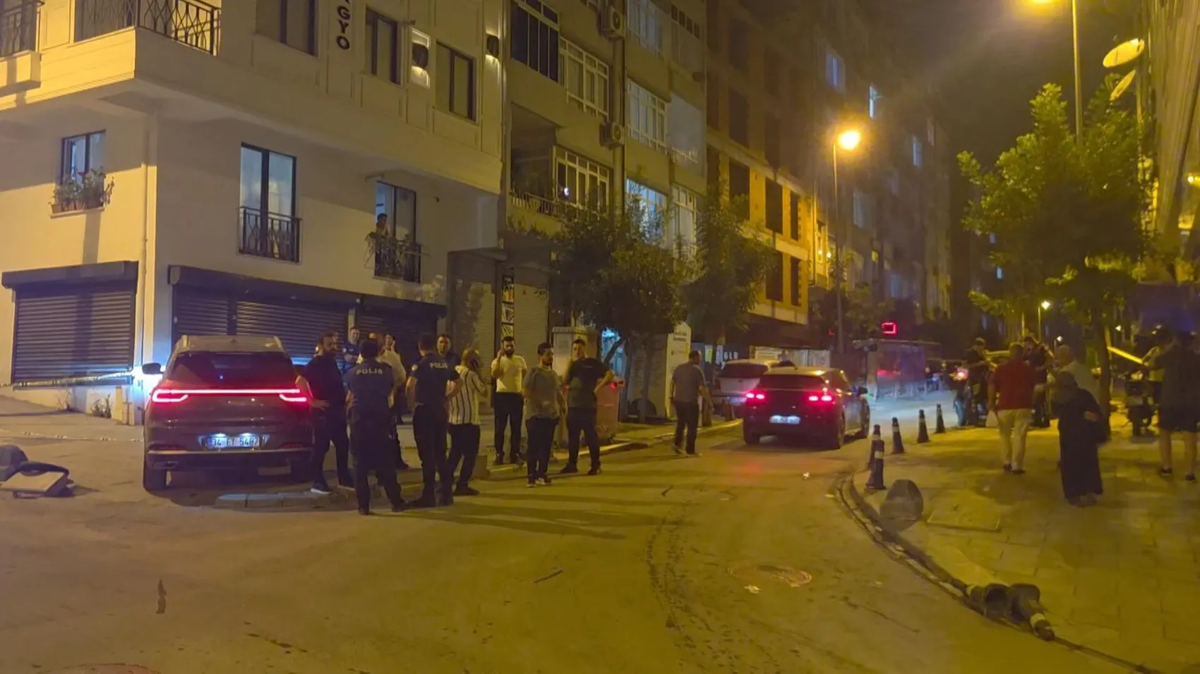 Güngören'de sokak ortasında silahlı hesaplaşma