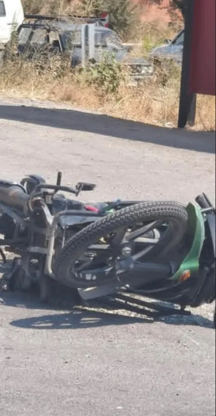 Kırkağaç'ta taksi-motosiklet kazası Yaralı kadın hastanede hayatını kaybetti